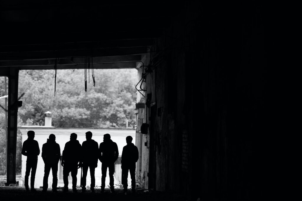 Gangsters outdoors